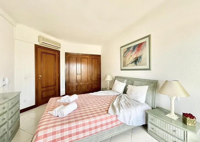 Alcharb - Pool & City Center - Vilamoura