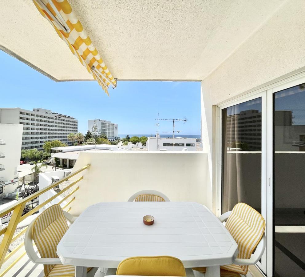Alcharb - Pool & Center - Vilamoura Apartment Quarteira